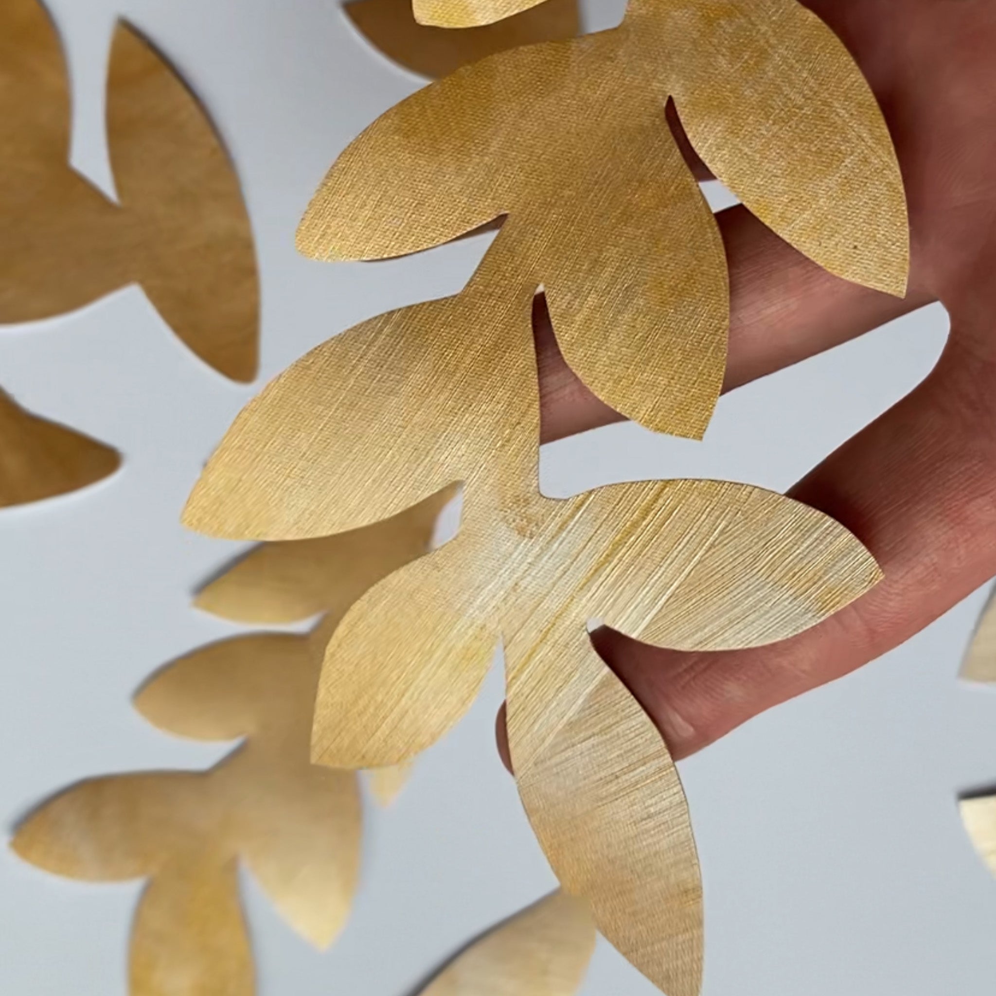 GOLD BRANCHES guld tapetbort