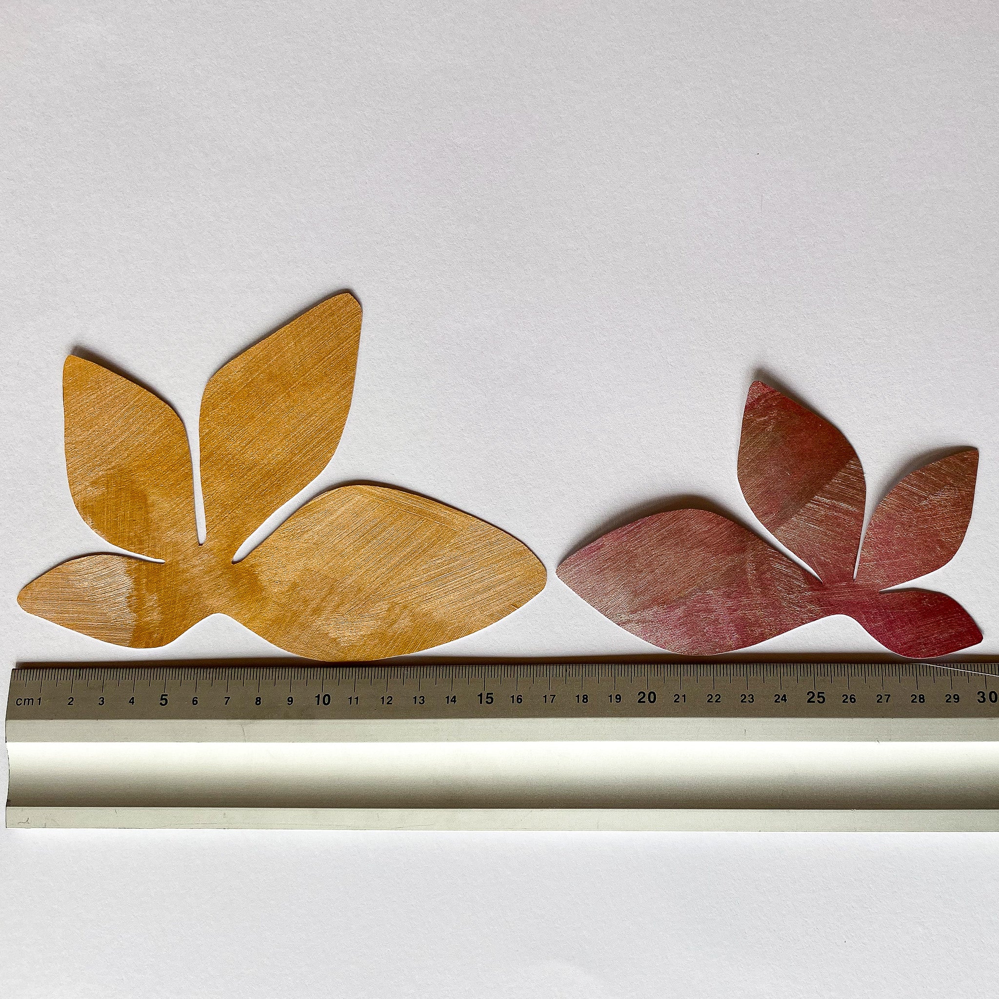 LEAF ORNAMENT wallpaper board