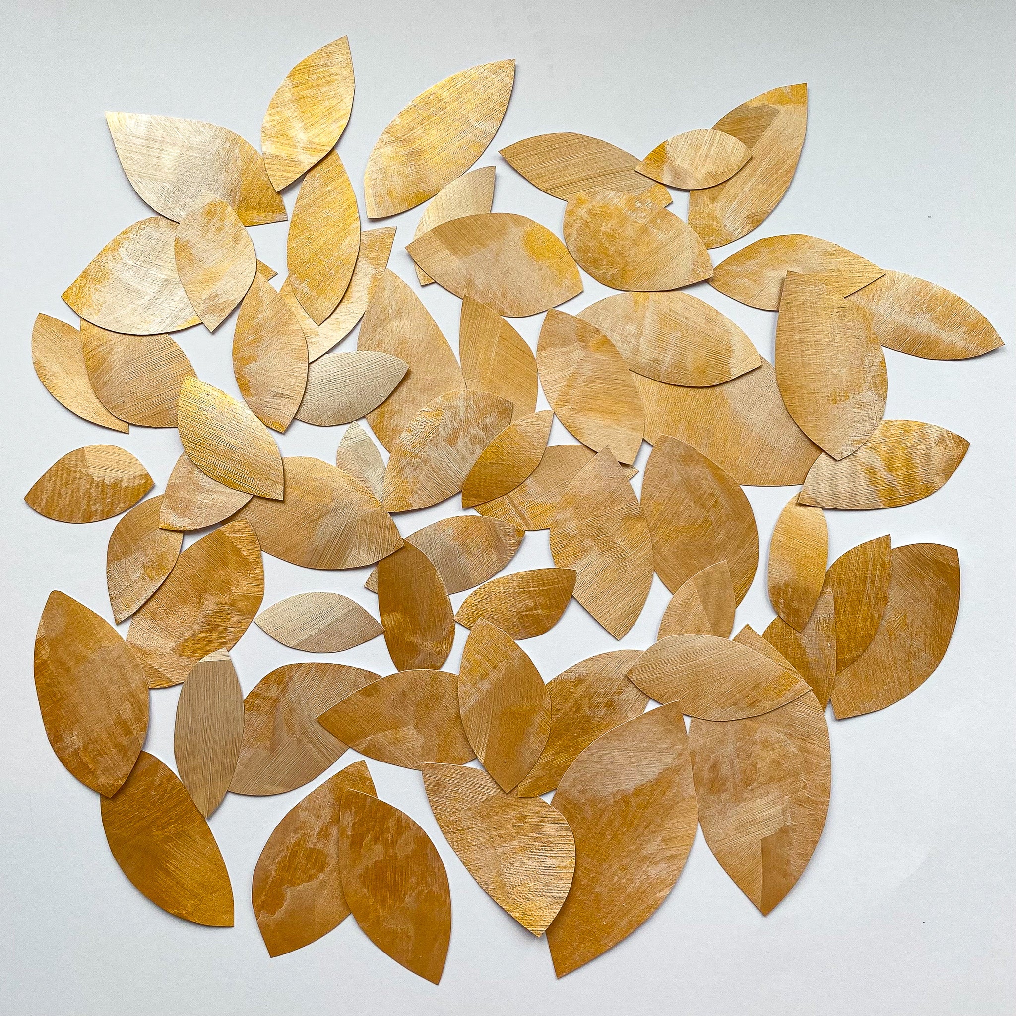 GOLD LEAF wallpaper wall decoration