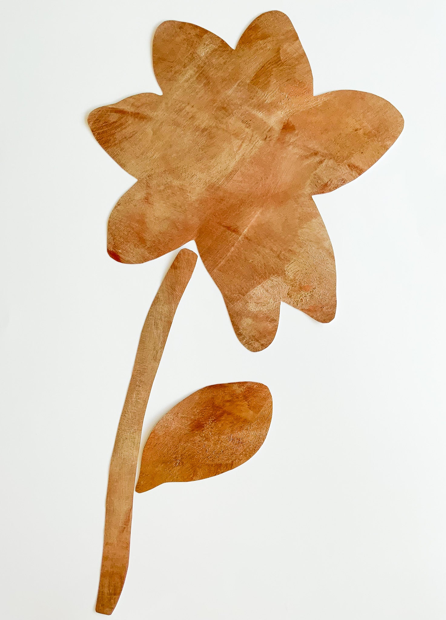 rød og guld blomst tapet