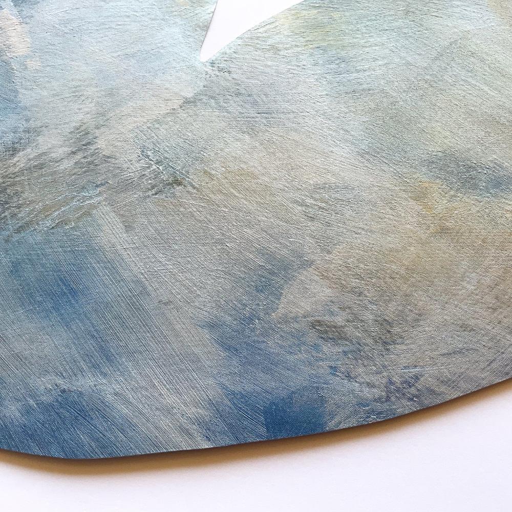 håndmalet tapet i blå og perlemor fra Tonka Papers