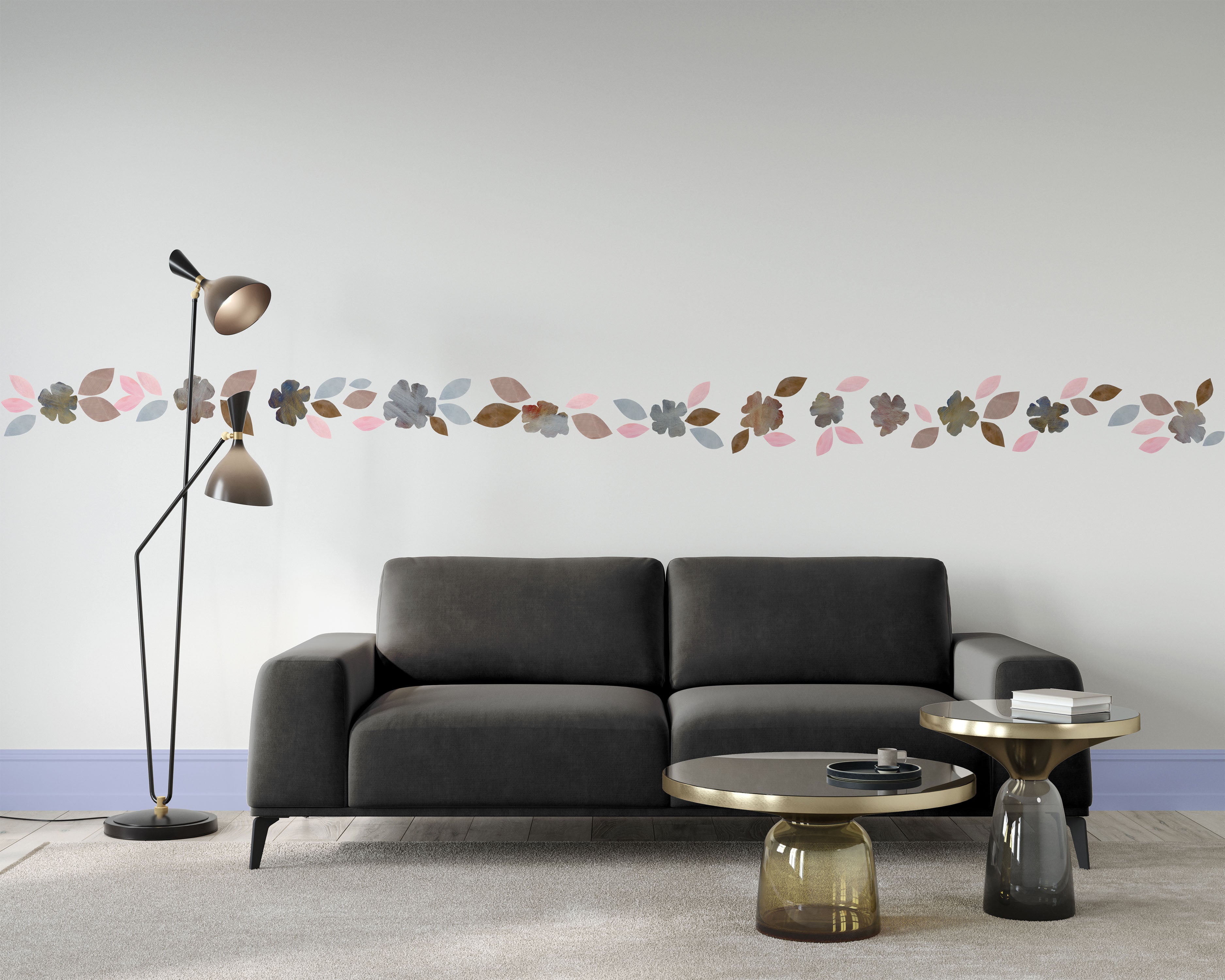 tapetbort i stue med sorte blomster og lyserøde blade