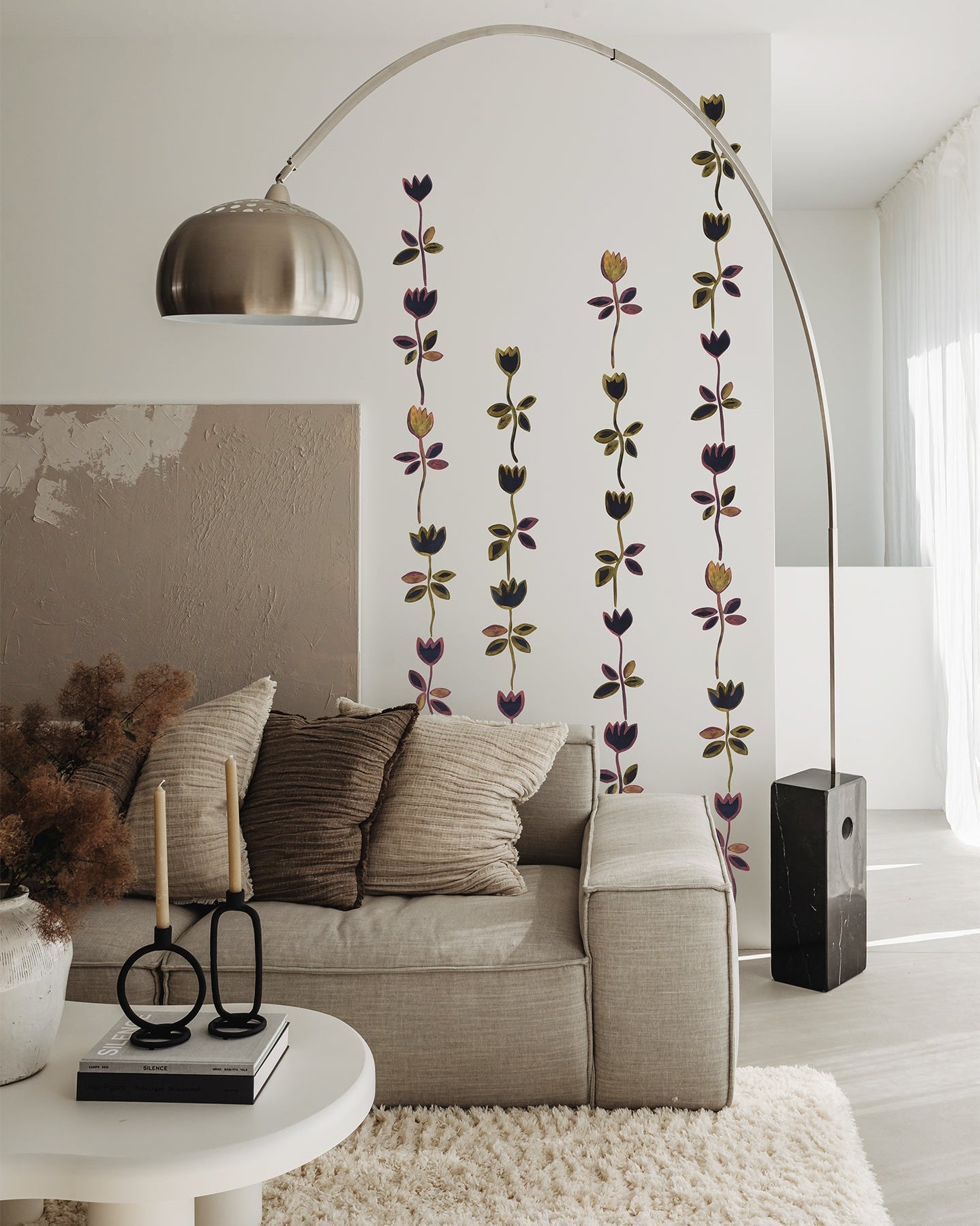black and gold flower wallpaper border in living room