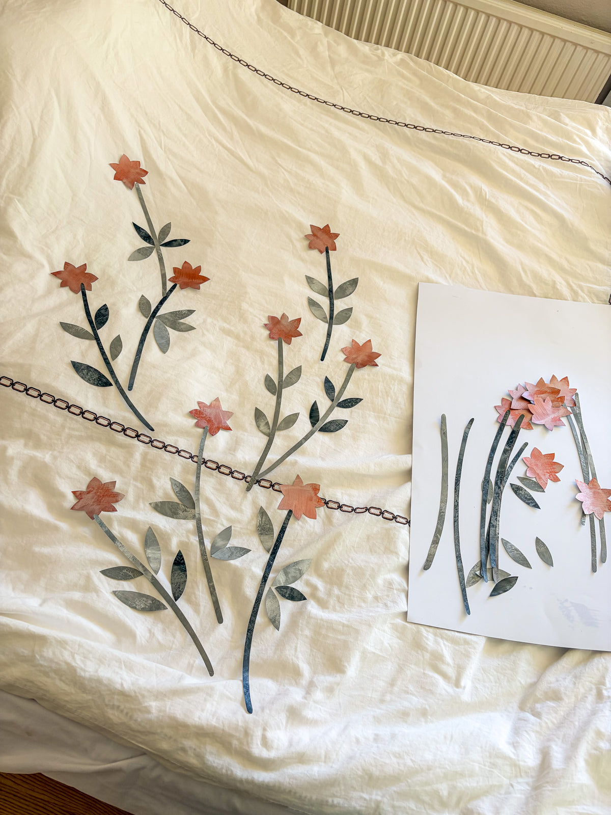 LONG-STEMMED FLOWERS wall decor