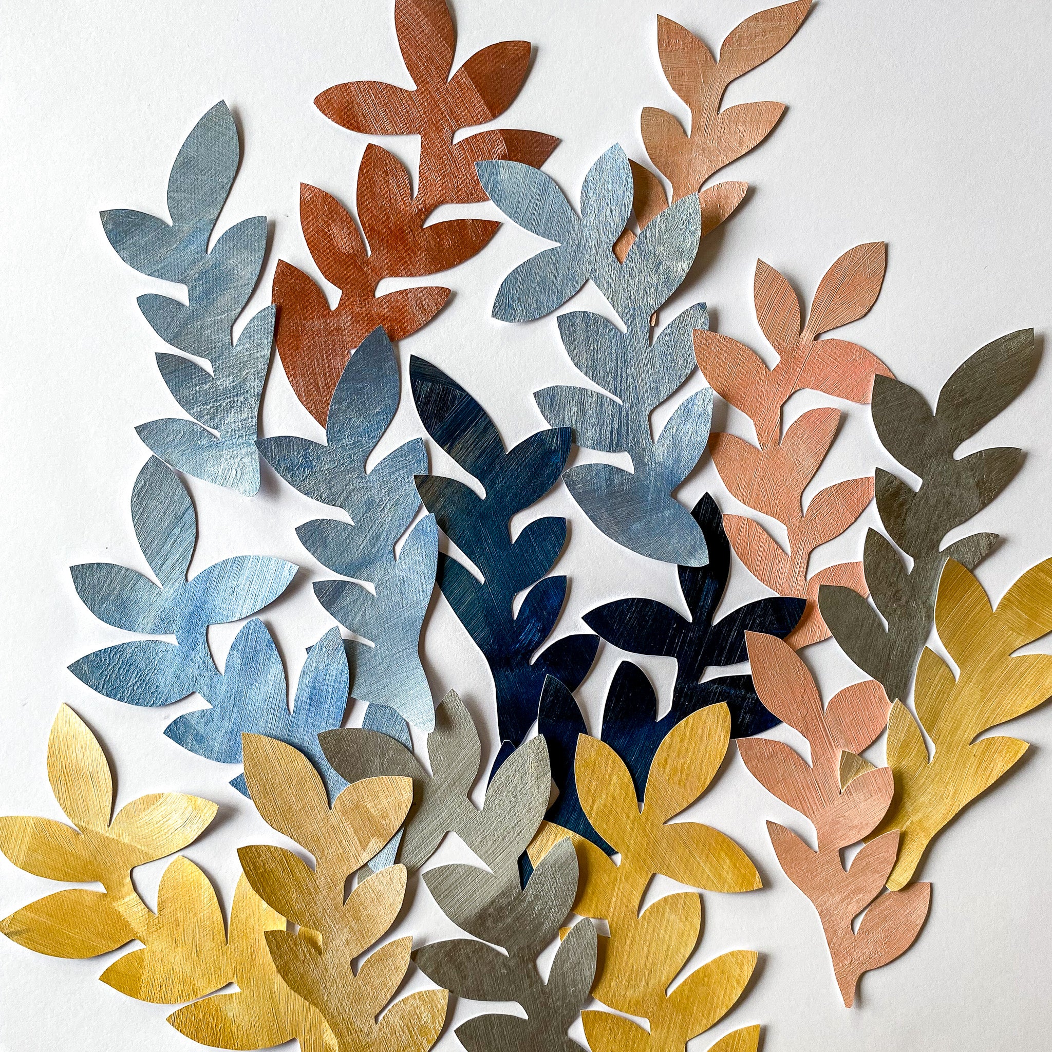 GOLD BRANCHES gold wallpaper border