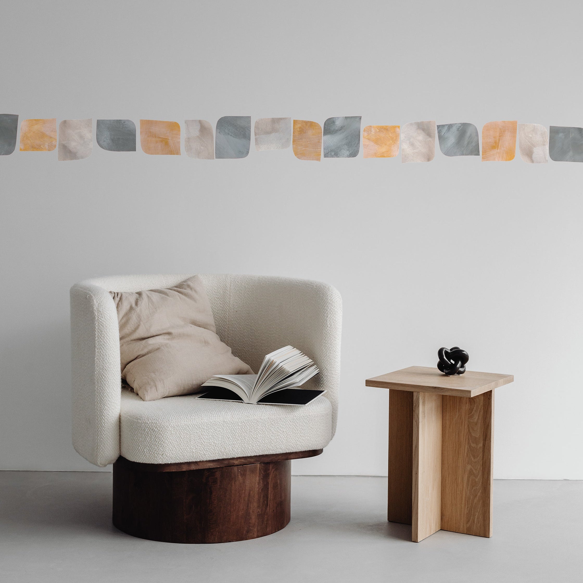 SOFT SQUARES wallpaper border