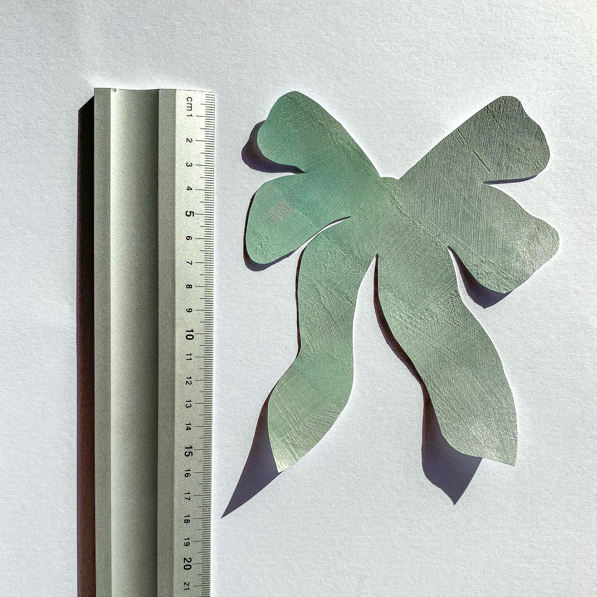 green bow wall sticker