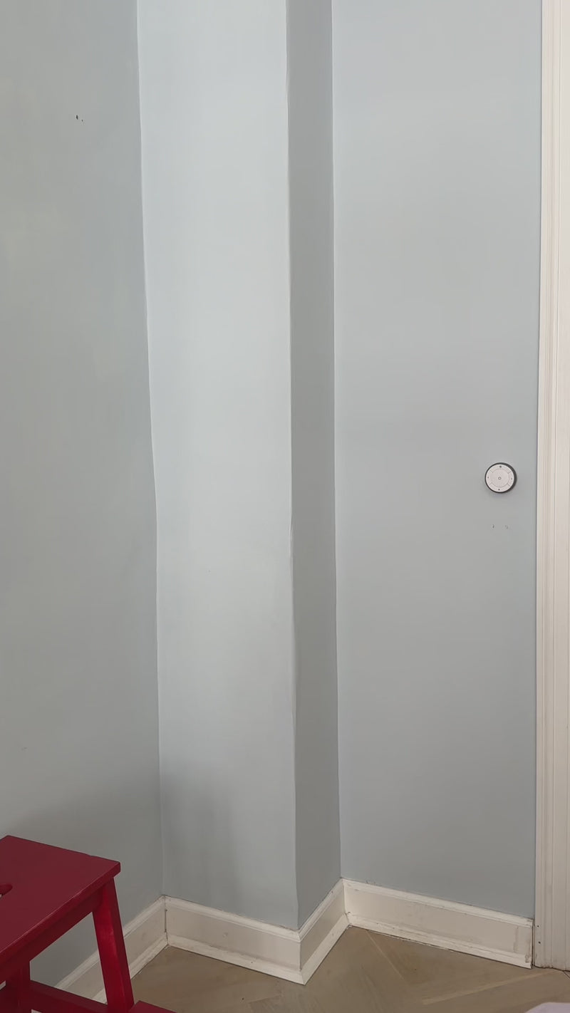 installation af selvklæbende tapet
